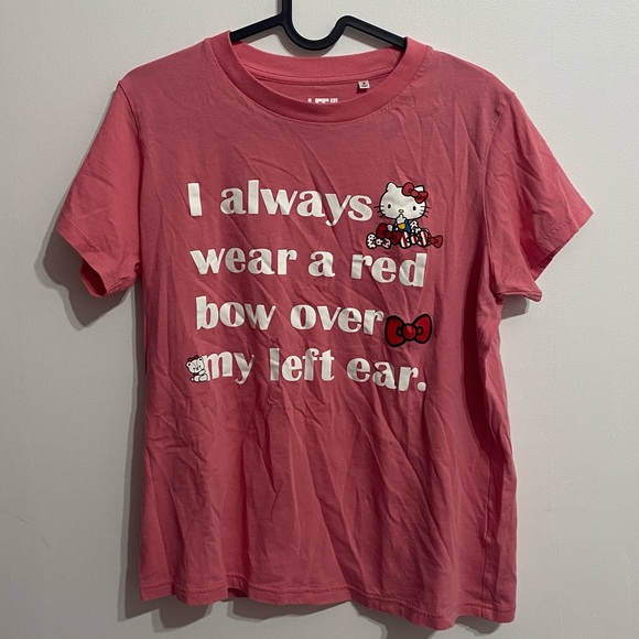 Sanrio x Uniqlo (Hello Kitty) - Picture 2 of 3